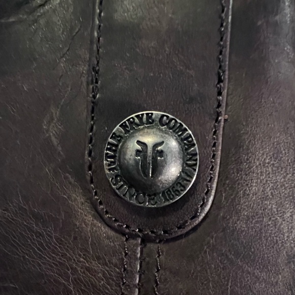 FRYE boot - Picture 2 of 3